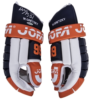 Wayne Gretzky Signed Pair Of JOFA Edmonton Oliers Gloves (UDA)